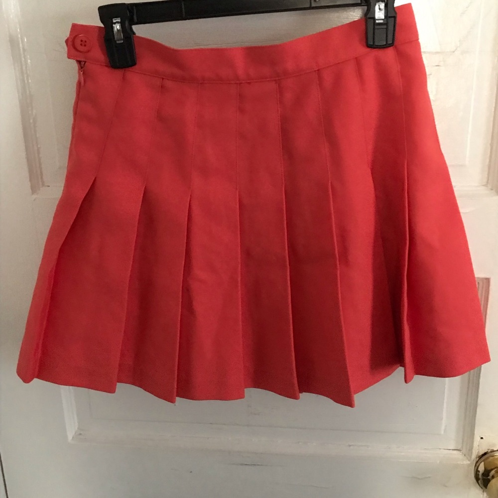 American apparel pleated skirt